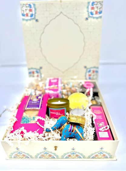 IVORY & GOLD GIFT BOXES DIWALI